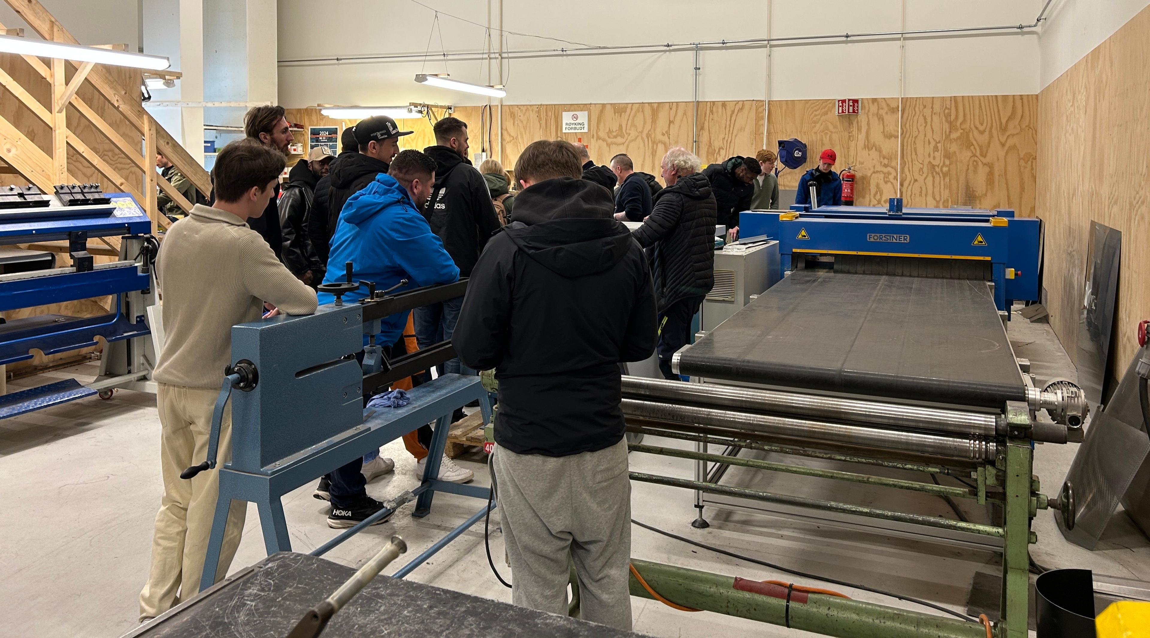 Besøk i prefabrikasjonsverkstedet. 1